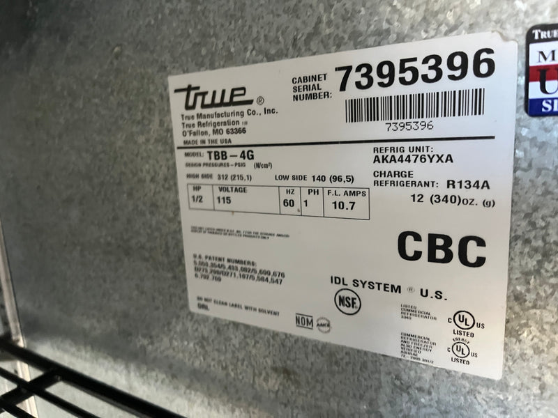 (USADO) True Manufacturing, TBB-4G, Mueble de barra trasera, Refrigerado