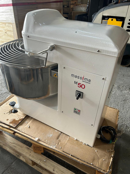 (Open Box) AMPTO M50MV Mixer, Spiral Dough
